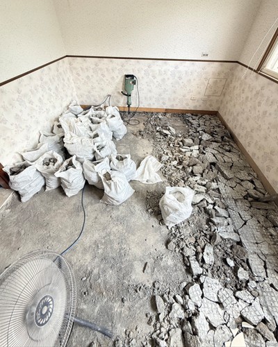 彰化打除清運, 彰化地面整平, 彰化磁磚鋪設, 彰化鋪磚工程, 彰化地磚修補, 彰化房屋修繕, 彰化舊屋改建，彰化舊屋翻新，彰化中古屋翻修結構補強