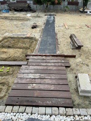 田尾三溪路豪宅開心農場塑木步道鋪設 彰化園藝造景推薦TEL：0983-725-888 李先生