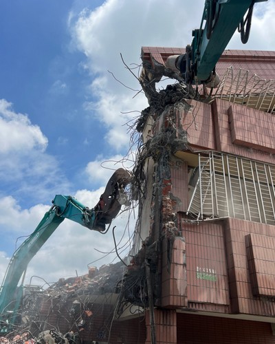 彰化拆除工程, 彰化房屋拆除, 彰化工廠拆除, 彰化廠房拆除, 彰化拆厝翻修,彰化室內局部拆除、 彰化室內外拆除、彰化鐵鋁窗拆除、彰化裝潢拆除、彰化隔間拆除、彰化輕質隔間牆拆除、彰化RC拆除,彰化專業拆除 彰化拆除工程, 彰化工廠拆除, 彰化廠房拆除, 彰化房屋拆除, 彰化拆厝翻修,彰化室內局部拆除、 彰化室內外拆除、彰化鐵鋁窗拆除、彰化裝潢拆除、彰化隔間拆除、彰化輕質隔間牆拆除、彰化RC拆除,彰化專業拆除