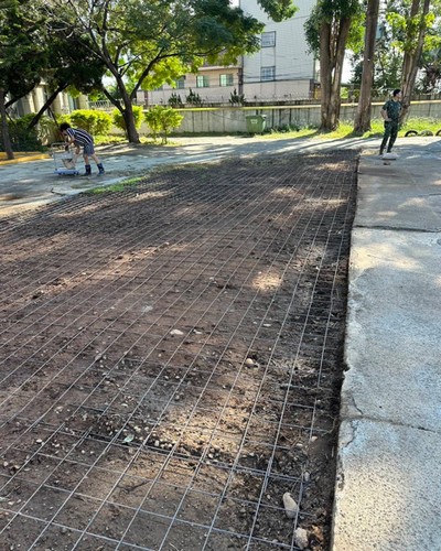 台中地坪灌漿粉光, 台中地坪施工, 台中灌漿工程, 台中地面粉光, 台中整體粉光, 台中水泥粉光, 
			台中地坪工程, 台中地面灌漿, 台中地面平整, 台中孔土脚, 台中砌地板, 台中倥塗脚, 台中孔頭咖, 台中水泥地坪, 台中耐磨地坪